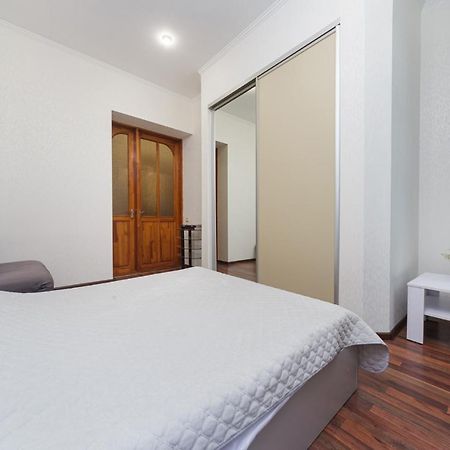 Apartment Zhukovskogo 17 Odessa Eksteriør bilde
