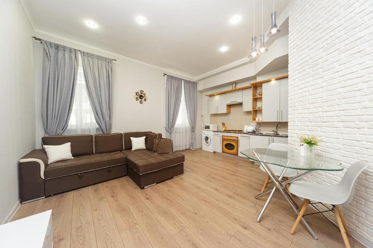 Apartment Zhukovskogo 17 Odessa Eksteriør bilde